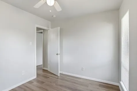 5242 Grace Point Lane Houston TX 77048