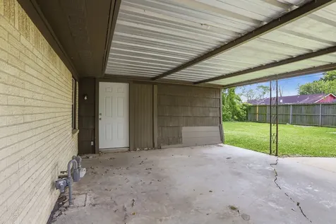 5242 Grace Point Lane Houston TX 77048