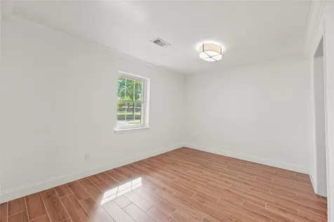 5522 Chantilly Lane Houston TX 77092