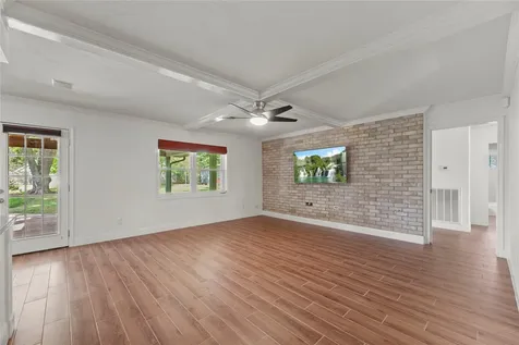 5522 Chantilly Lane Houston TX 77092