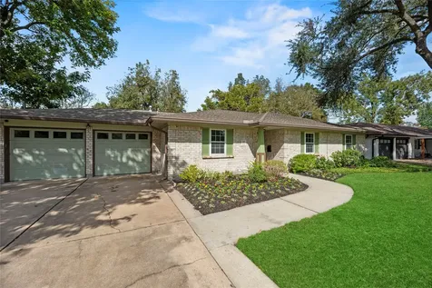 5522 Chantilly Lane Houston TX 77092