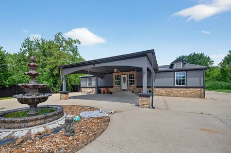 153 County Road 4907 Dayton TX 77535