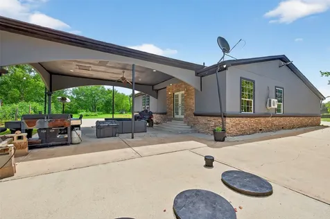 153 County Road 4907 Dayton TX 77535