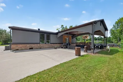 153 County Road 4907 Dayton TX 77535