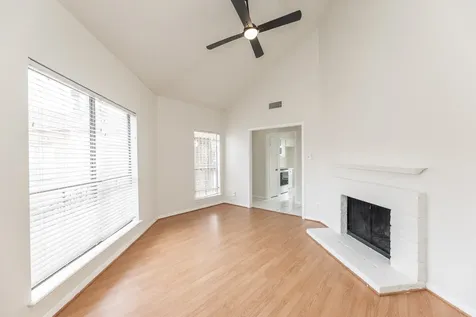 3742 Thistlemont Drive Houston TX 77042