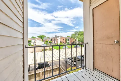 3742 Thistlemont Drive Houston TX 77042