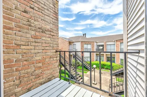 3742 Thistlemont Drive Houston TX 77042