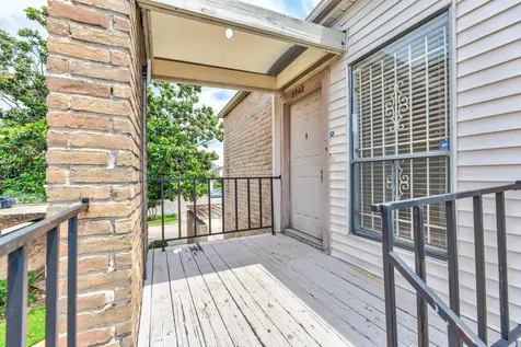 3742 Thistlemont Drive Houston TX 77042