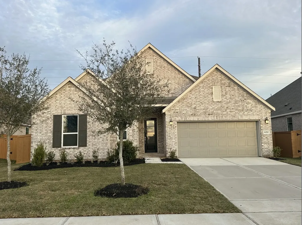 8211 Holly Blue Drive Rosharon TX 77583