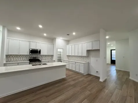 8211 Holly Blue Drive Rosharon TX 77583