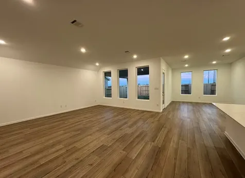 8211 Holly Blue Drive Rosharon TX 77583