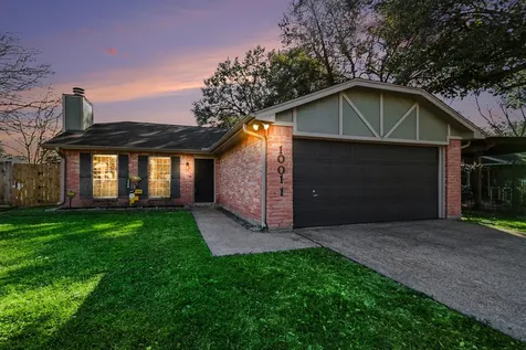 10011 Sand Pass Lane Houston TX 77064