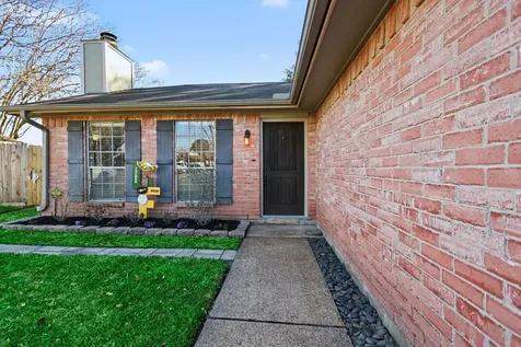 10011 Sand Pass Lane Houston TX 77064
