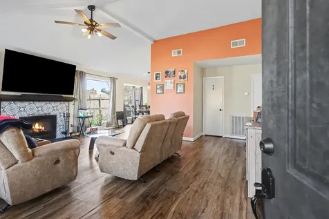 10011 Sand Pass Lane Houston TX 77064