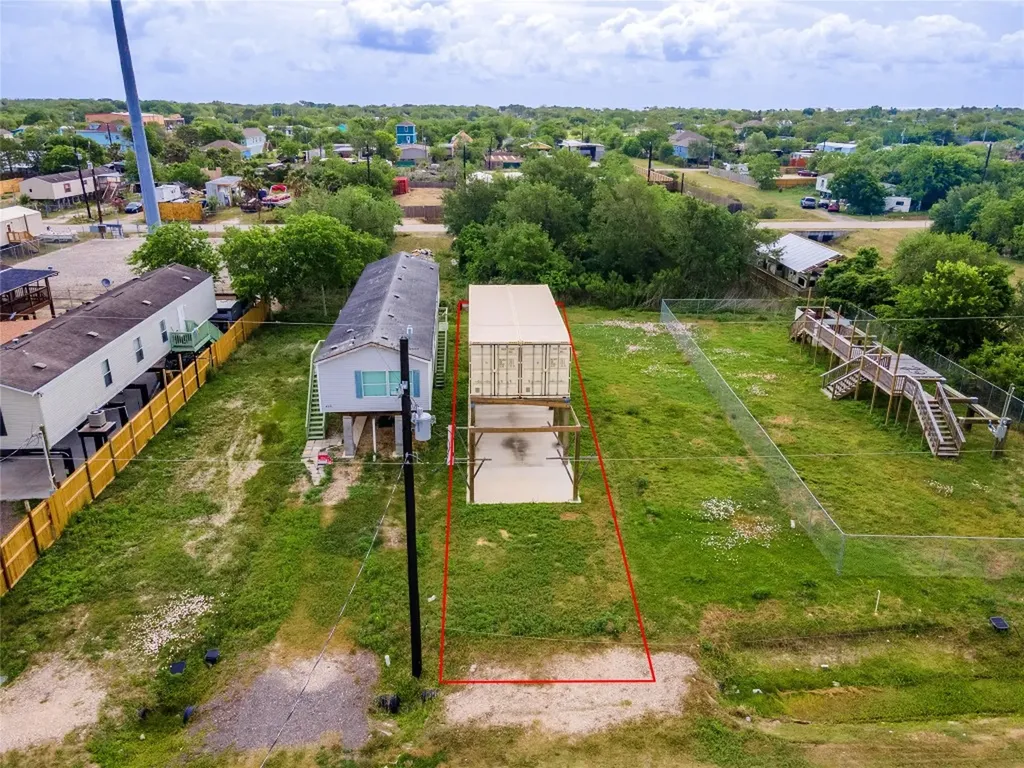 437 16th Street San Leon TX 77539