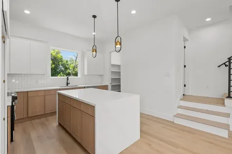 3348 Sauer Street Houston TX 77004