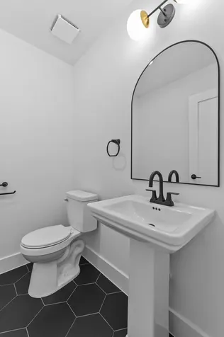 3348 Sauer Street Houston TX 77004