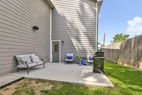 21410 Fox Pup Drive Crosby TX 77532