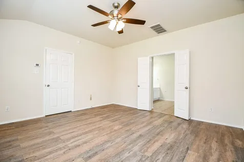 5327 Stonegate Drive Richmond TX 77407