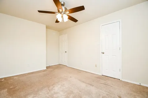 5327 Stonegate Drive Richmond TX 77407