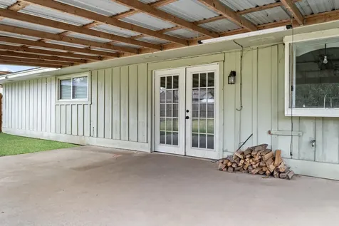 126 Wood Manor Lane Sour Lake TX 77659