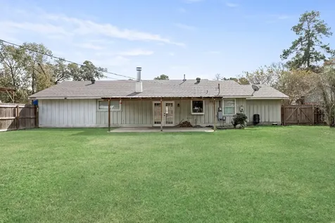 126 Wood Manor Lane Sour Lake TX 77659