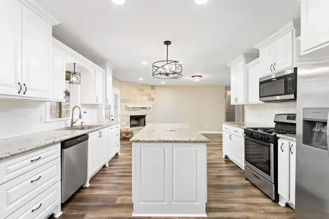 126 Wood Manor Lane Sour Lake TX 77659