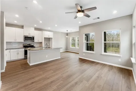 5101 Rue Street B Houston TX 77033