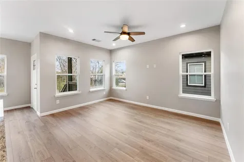 5101 Rue Street B Houston TX 77033
