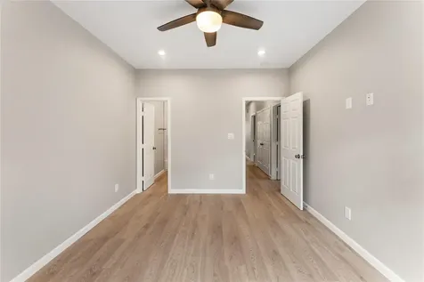 5101 Rue Street B Houston TX 77033
