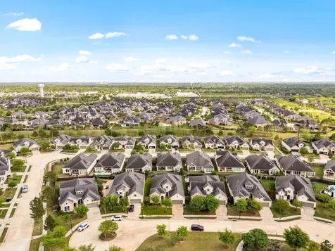 3418 Sherbrooke Manor Court Houston TX 77059