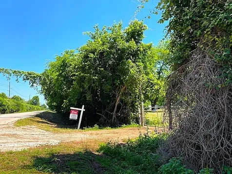 2125 Peach Ridge Road Brookshire TX 77423