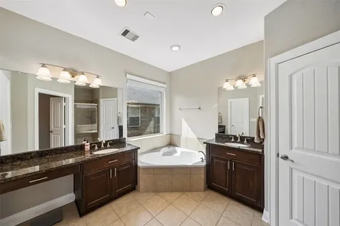 151 Piney Pathway Magnolia TX 77354