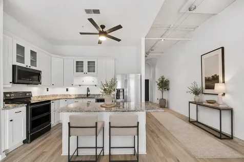 2205 Mckinney Street 315 Houston TX 77003