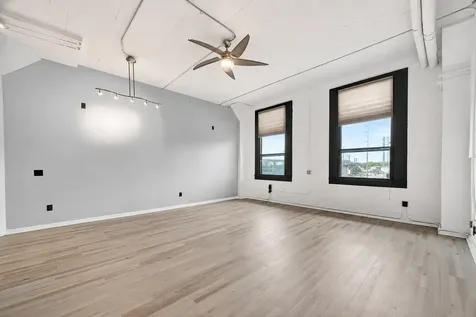 2205 Mckinney Street 315 Houston TX 77003