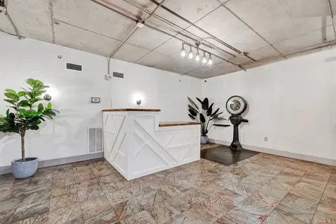 2205 Mckinney Street 315 Houston TX 77003
