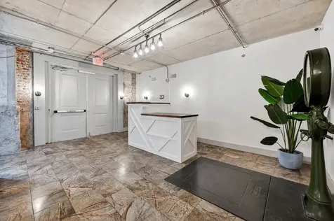 2205 Mckinney Street 315 Houston TX 77003
