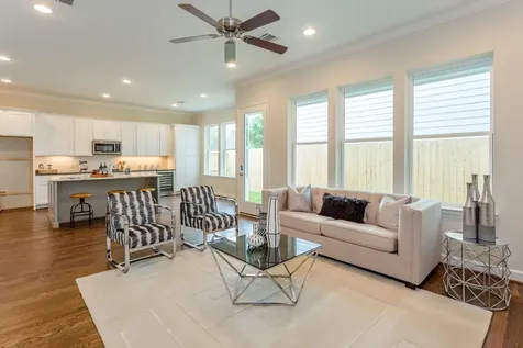 5010 Ella Boulevard Houston TX 77018