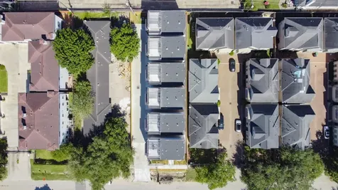 5634 Dolores Street Houston TX 77057