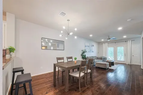 1113 Palmer Street Houston TX 77003
