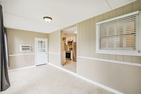 4613 Braeburn Drive Bellaire TX 77401