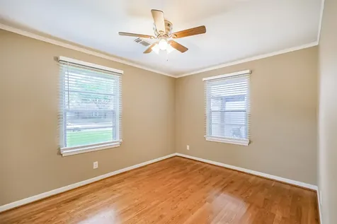 4613 Braeburn Drive Bellaire TX 77401