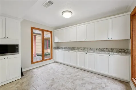 3805 Huntwick Drive Orange TX 77632