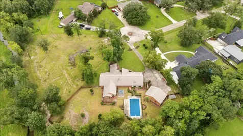 3805 Huntwick Drive Orange TX 77632