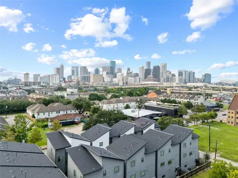 2404 Hadley Street C Houston TX 77003