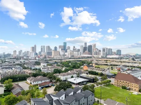 2404 Hadley Street C Houston TX 77003