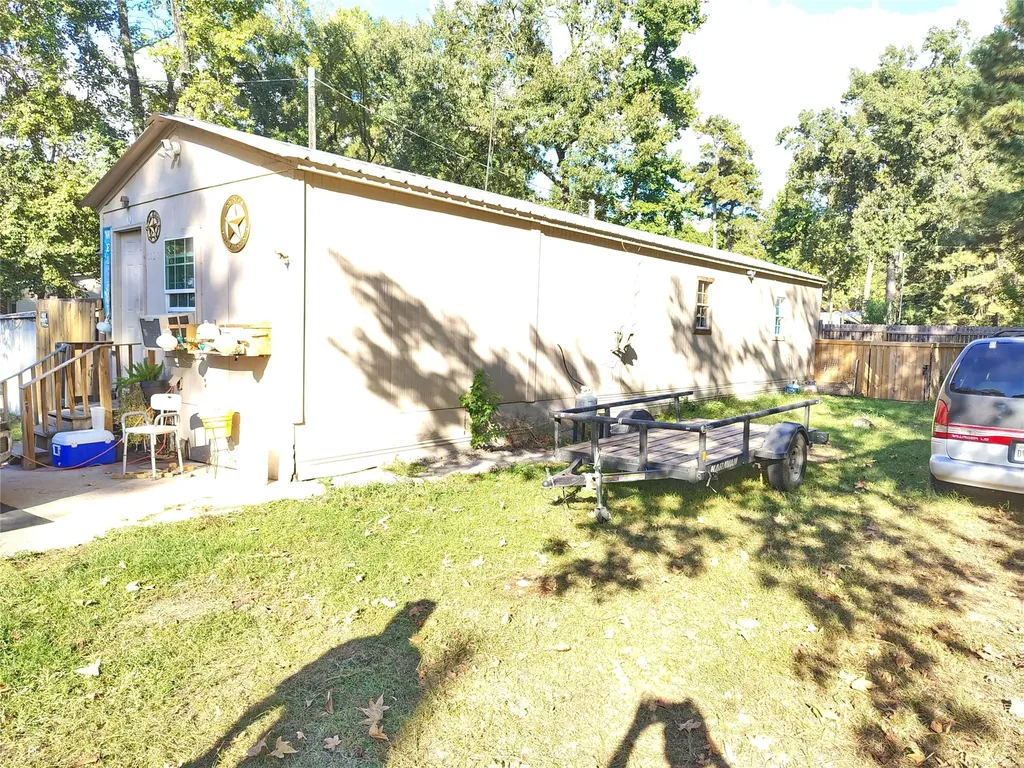 404 Lakeside Loop Trinity TX 75862