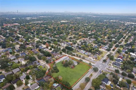 11122 Hillcroft Street Houston TX 77096