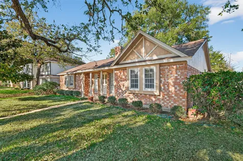 6038 Greenmont Drive Houston TX 77092