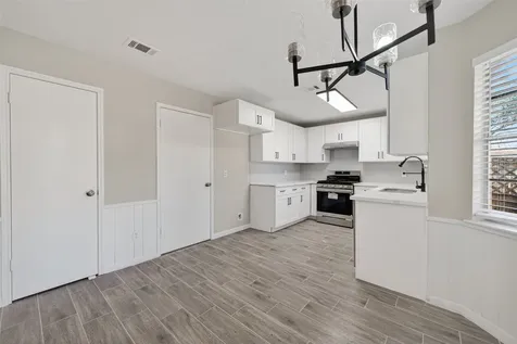 6038 Greenmont Drive Houston TX 77092